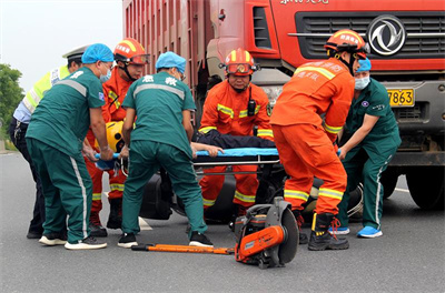 仁寿九龙道路救援